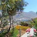 Aliori Art Caves Guest house