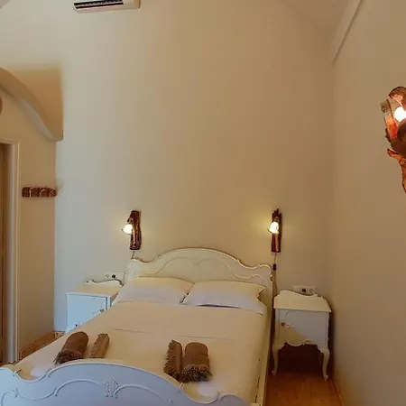 Aliori Art Caves 4* ايجيلي