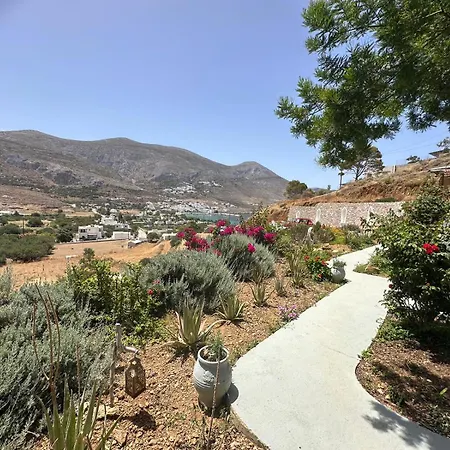 بيت ضيافة Aliori Art Caves ايجيلي