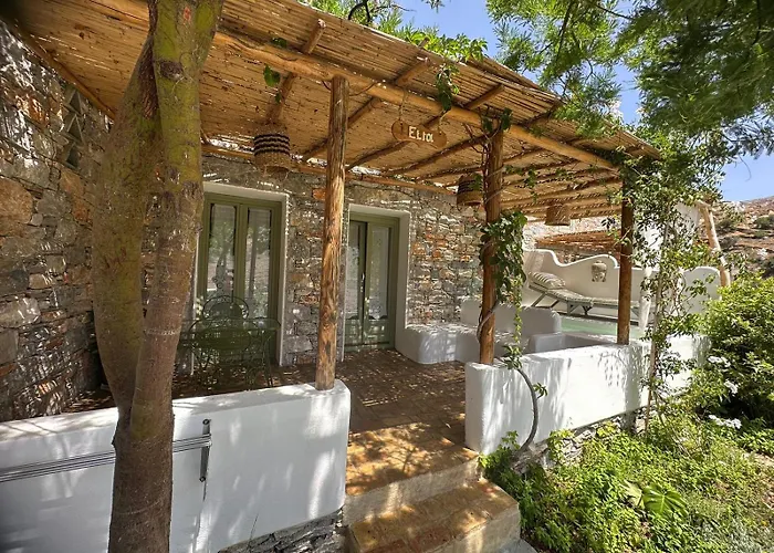 Aliori Art Caves Gasthof 4*