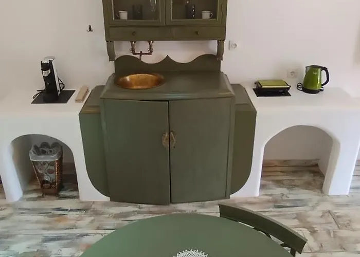 Aliori Art Caves Gasthof