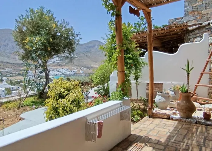 Gasthof Aliori Art Caves Aegiali