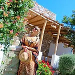Aliori Art Caves 4* Αιγιάλη