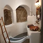 ゲストハウス Aliori Art Caves