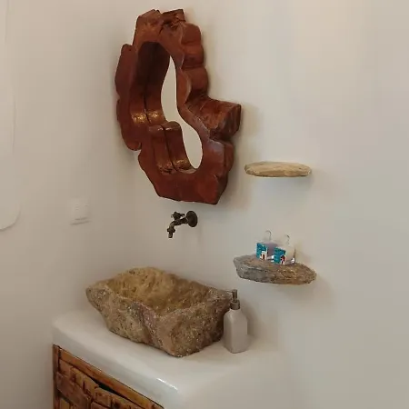 Aliori Art Caves