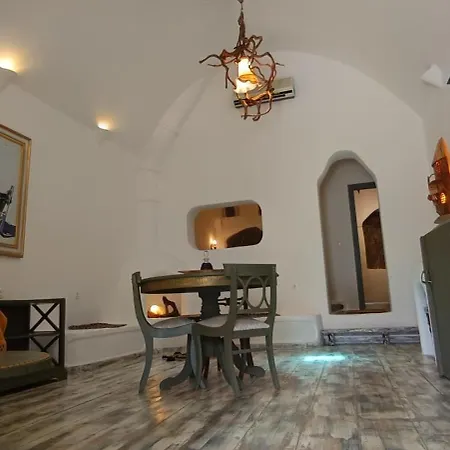 Aliori Art Caves Aegiali