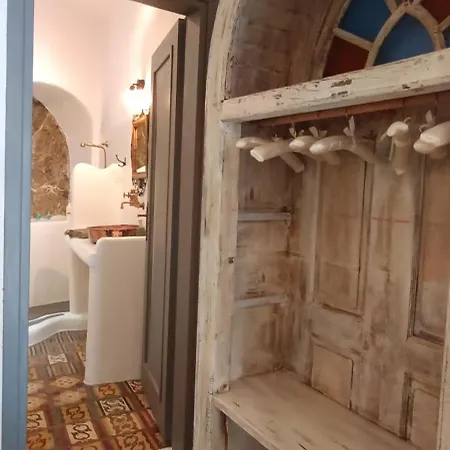 Aliori Art Caves Aegiali