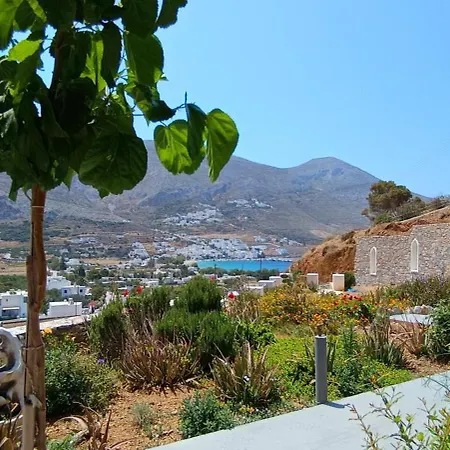 Πανσιόν Aliori Art Caves 4*