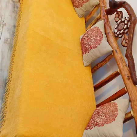 Aliori Art Caves אגיאלי