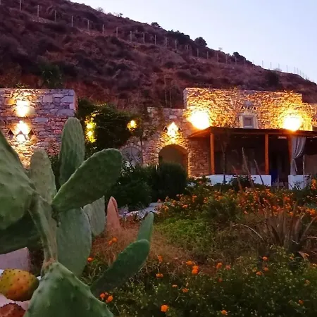 Πανσιόν Aliori Art Caves 4*