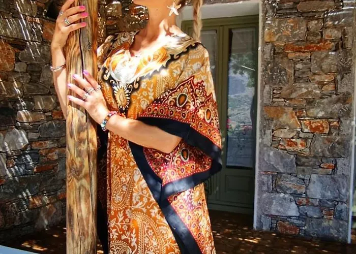 Aliori Art Caves בית הארחה 4*