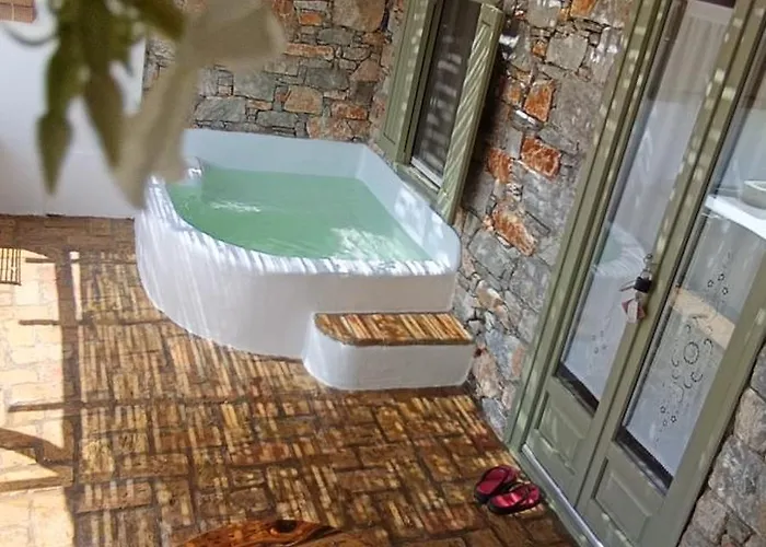 Aliori Art Caves אגיאלי