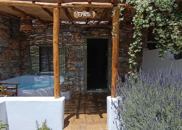 Aliori Art Caves בית הארחה אגיאלי